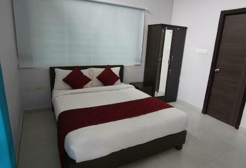 אתר נופש La Flora Cloud 9 Yelagiri