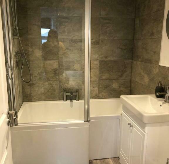 The Prince Of Wales Bed And Breakfast