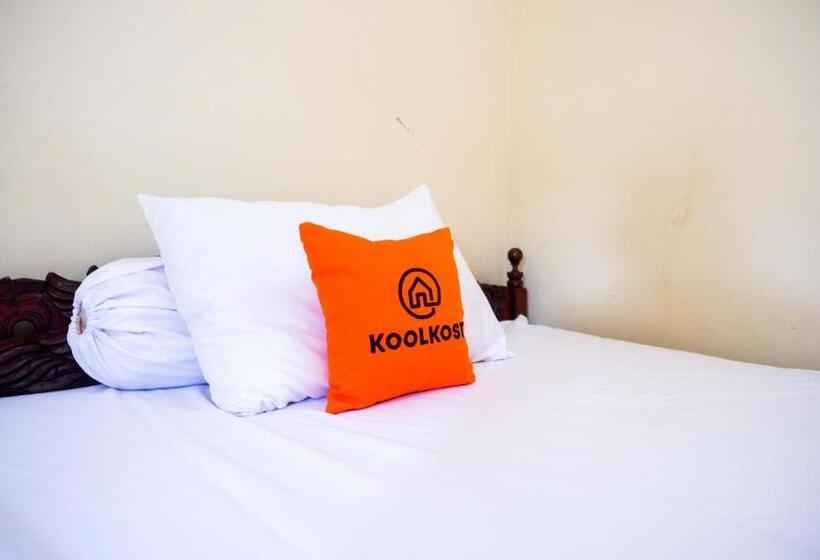 ホテル Koolkost Syariah Near Living Plaza Purwokerto