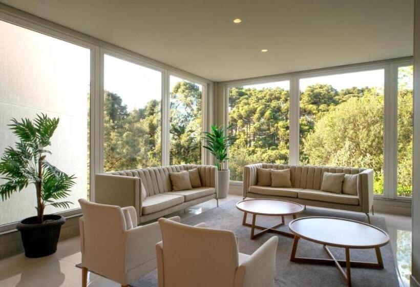 Отель Laghetto Golden