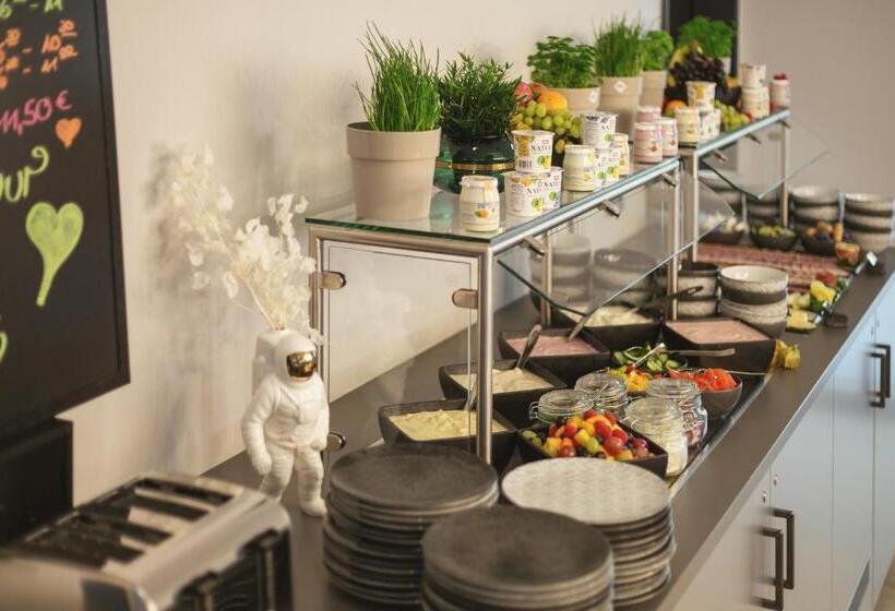 Holiday Inn The Niu Star Sindelfingen, An Ihg