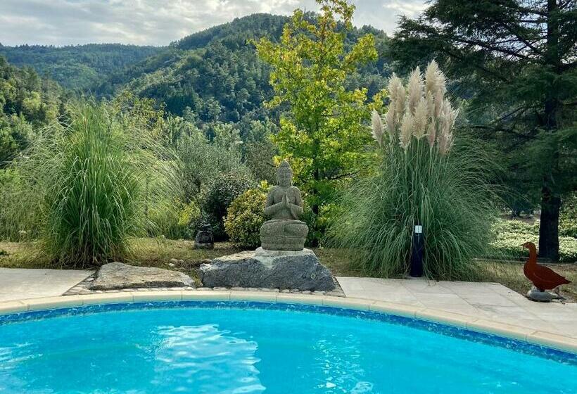 住宿加早餐  Les Ollieres Sur Eyrieux   La Maison Du Bonheur