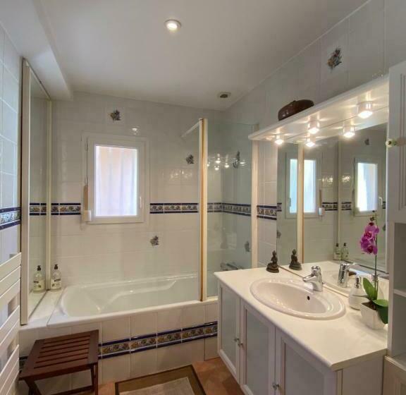 住宿加早餐  Les Ollieres Sur Eyrieux   La Maison Du Bonheur