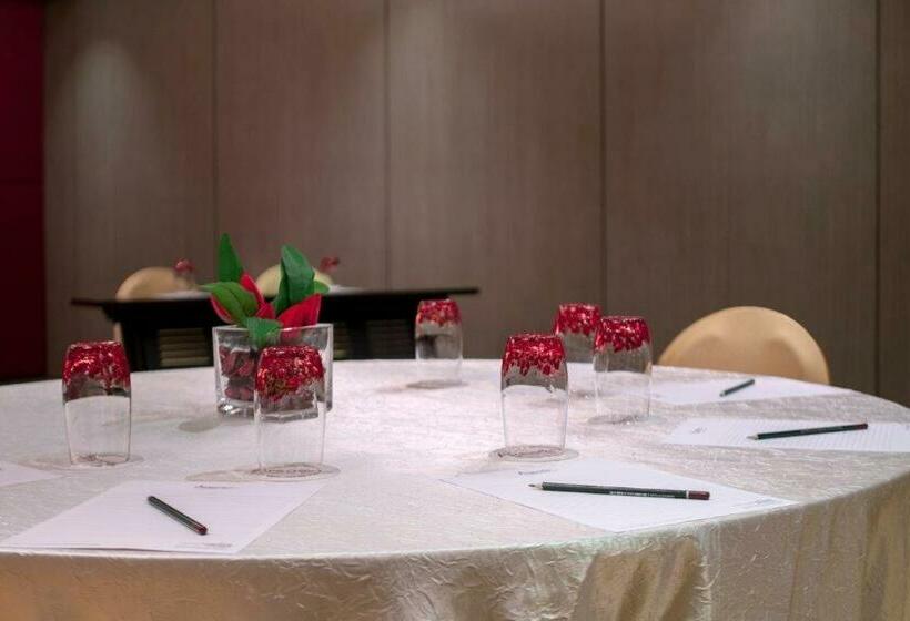 בית מלון כפרי Avangio  Kota Kinabalu