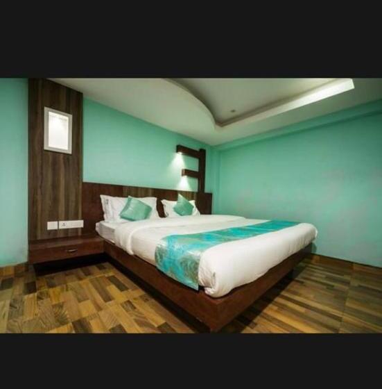 فندق Greenland Residency