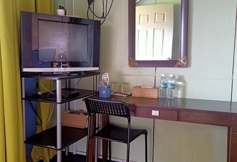 فندق Oyo 90366 Home Valley Guesthouse Tambunan