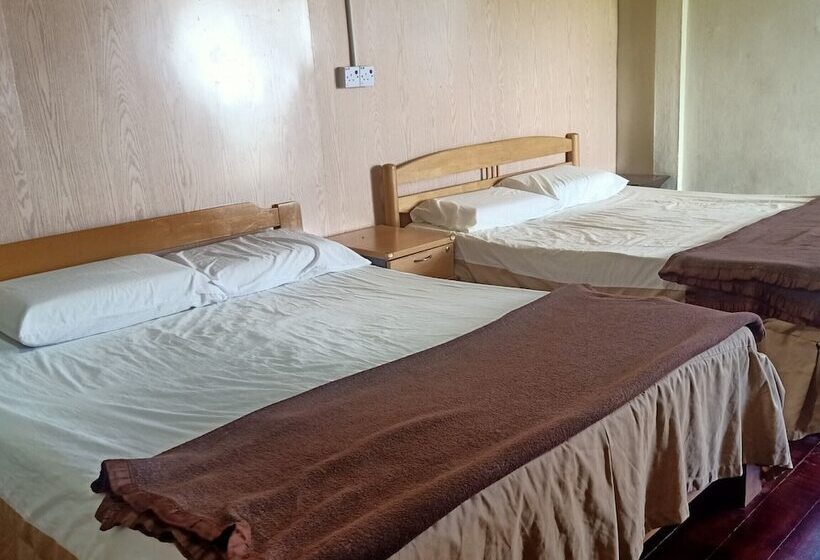 فندق Oyo 90366 Home Valley Guesthouse Tambunan