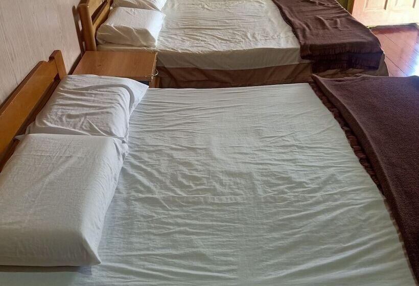 فندق Oyo 90366 Home Valley Guesthouse Tambunan