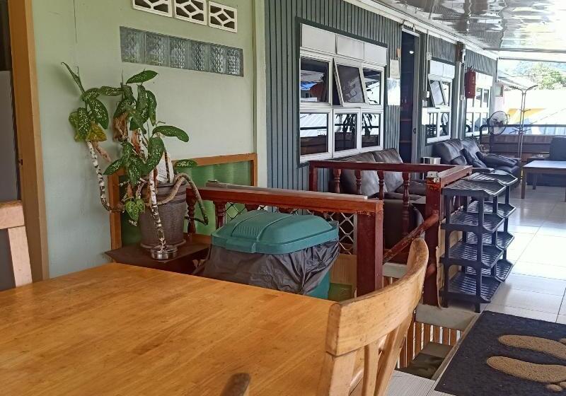 فندق Oyo 90366 Home Valley Guesthouse Tambunan