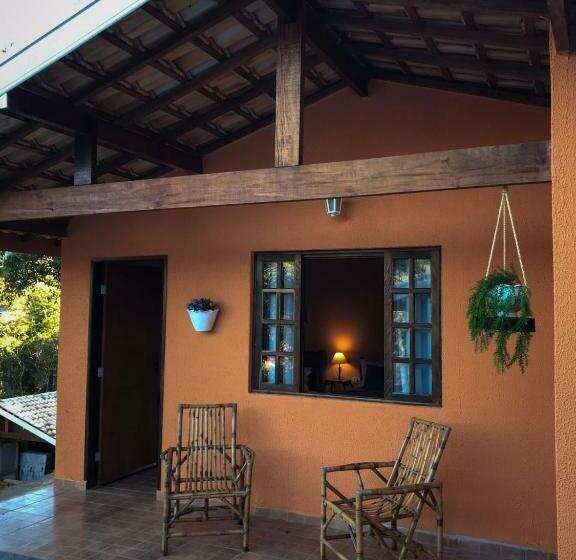 ペンション Pousada E Chalés Vista Linda