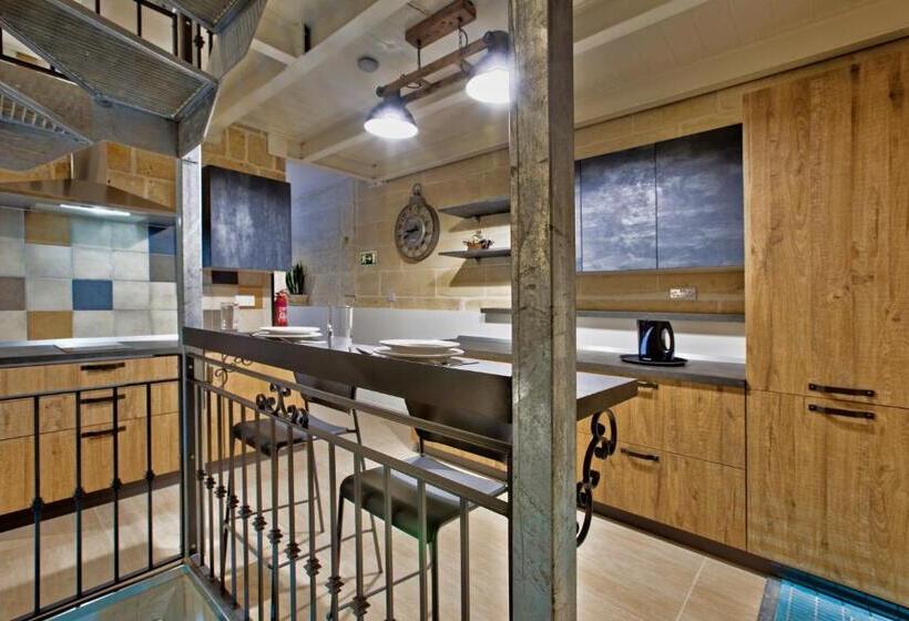 پانسیون Chateau La Vallette   Barrakka Suite