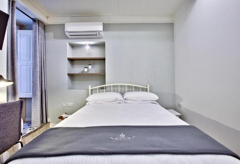 پانسیون Chateau La Vallette St. Elmo Suite