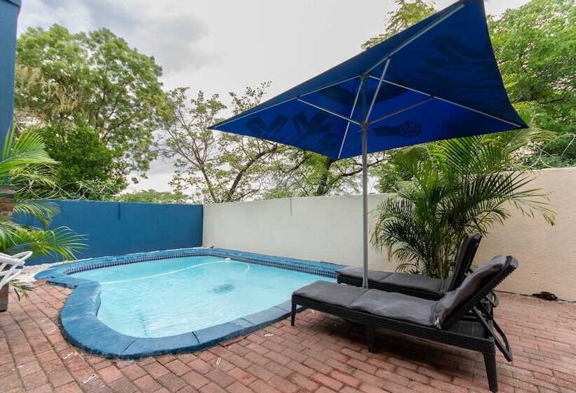 بنسيون Woodpeckers Guest House