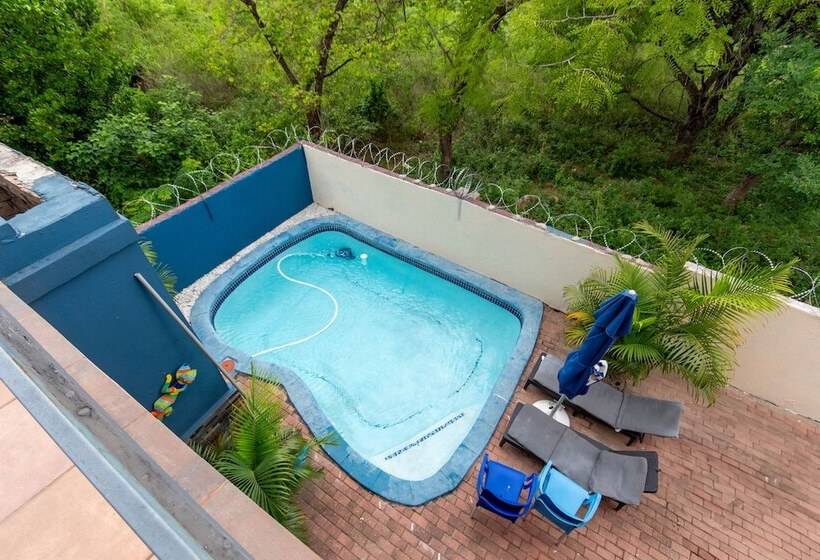 بنسيون Woodpeckers Guest House