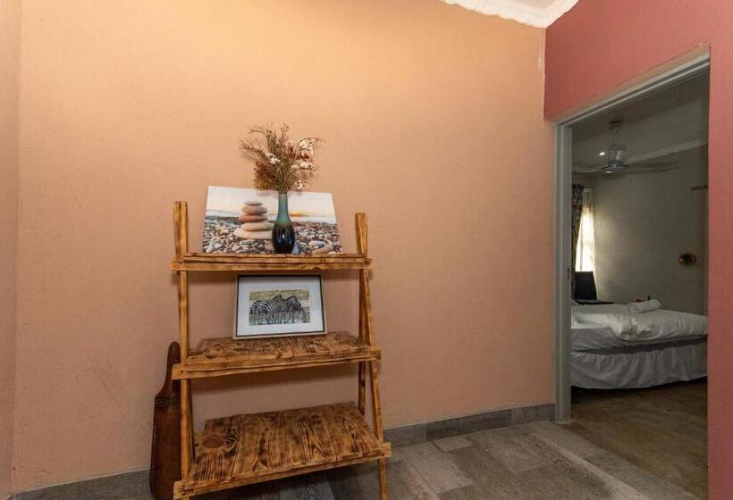 بنسيون Woodpeckers Guest House