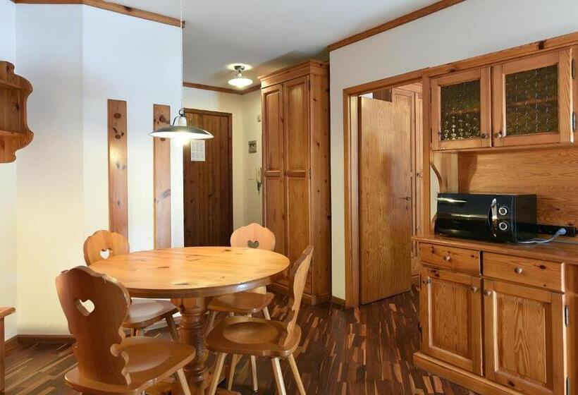 Residence Casa Metz Hrg