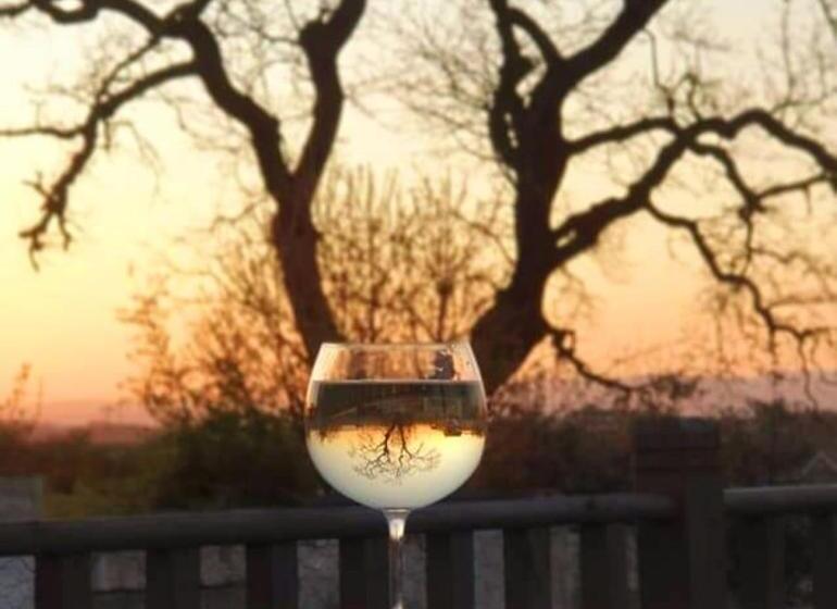 The Blue Horse Suite At The Grumpy Schnauzer B&b Private Hot Tub, Gym, Breakfast, Stunning!