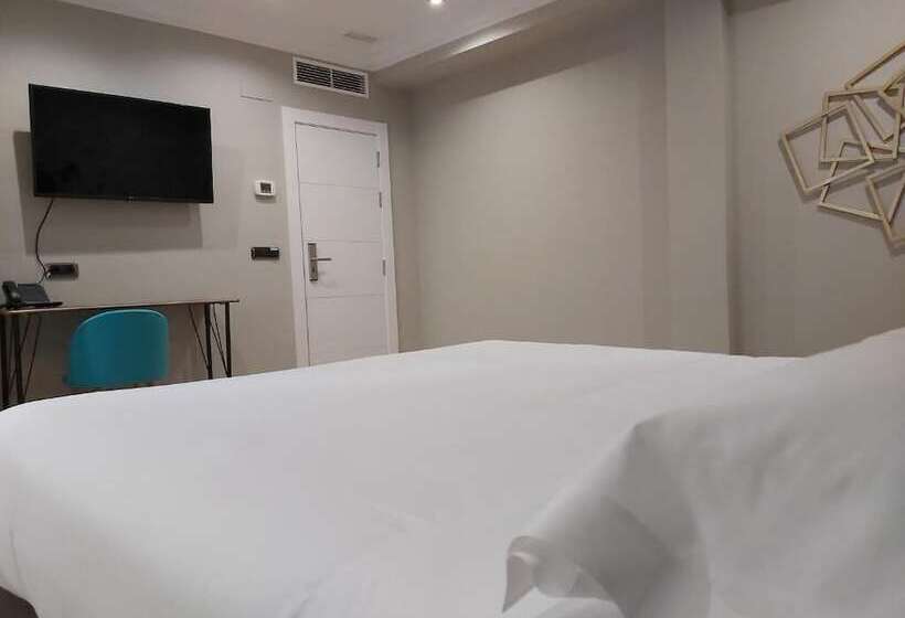 هاستل Micampus Burgos Centro Student Residence