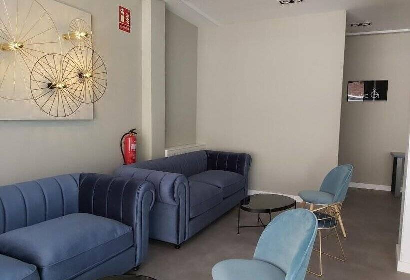 هاستل Micampus Burgos Centro Student Residence