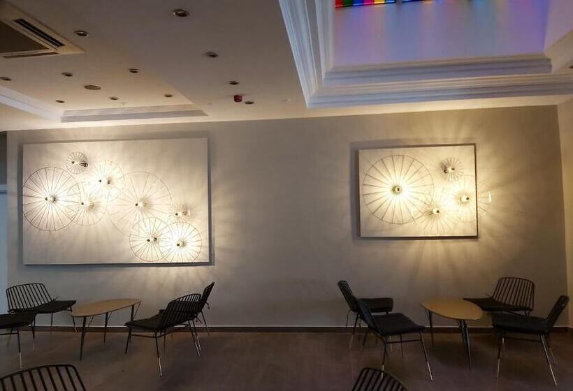 هاستل Micampus Burgos Centro Student Residence