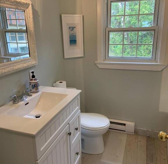 Общежитие The Jypsy Inn   Journey Apartment Muskoka