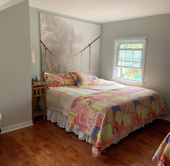 فندق صغير The Jypsy Inn   Journey Apartment Muskoka