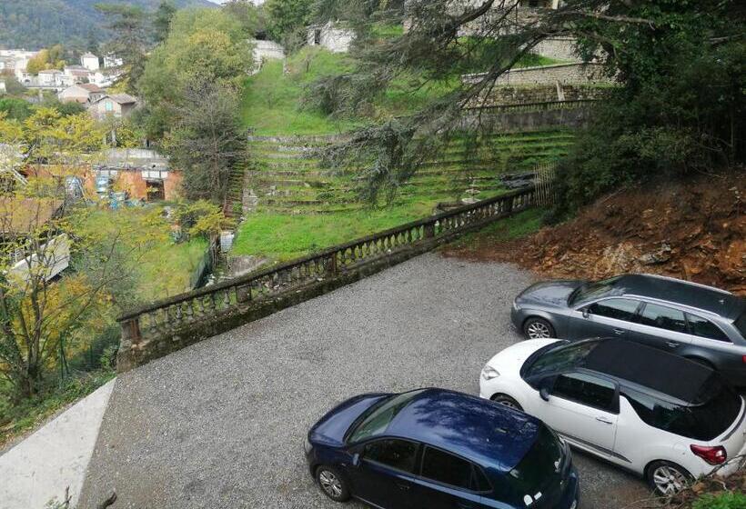 ベッドアンドブレックファースト La Dolce Vita Lucie