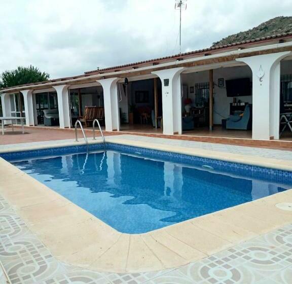 تختخواب و صبحانه Recovery Mountain Homestay