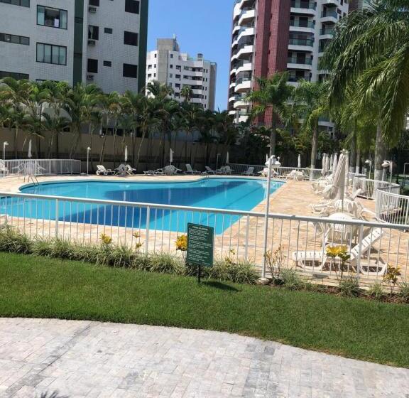 Boulevard Riviera Flat