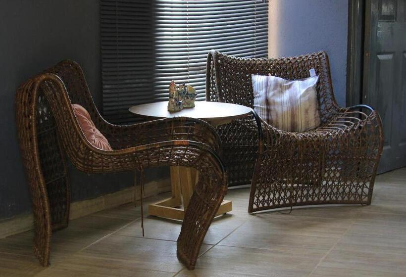 ホテル Beulah Group Bnb And Prayer Centre