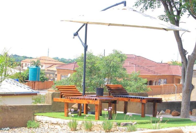 ホテル Beulah Group Bnb And Prayer Centre