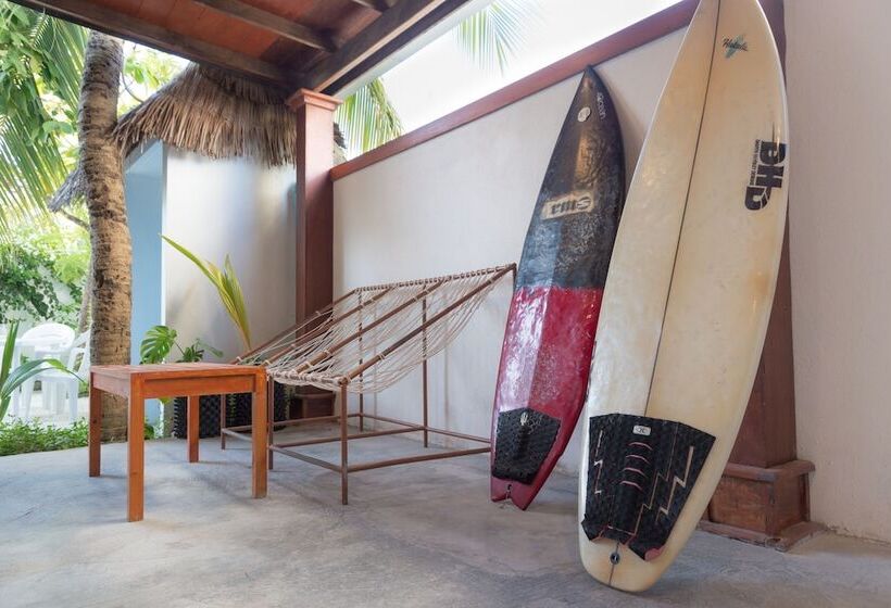 پانسیون Palm Gate Maldives