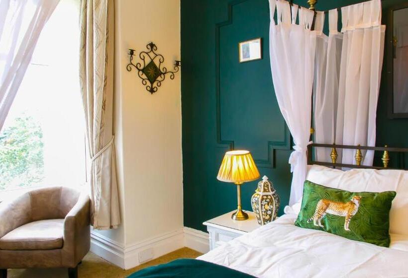 펜션 The Mayfield Apartment