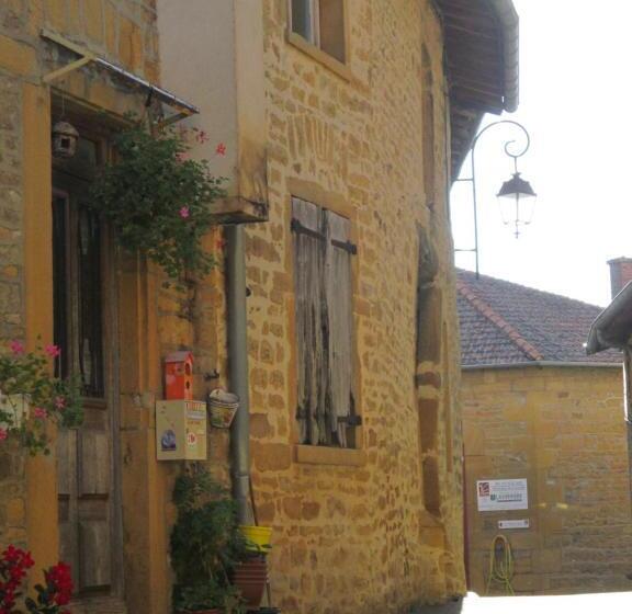 Appartement Jarnioux   Les Meublés Des Pierres Dorées