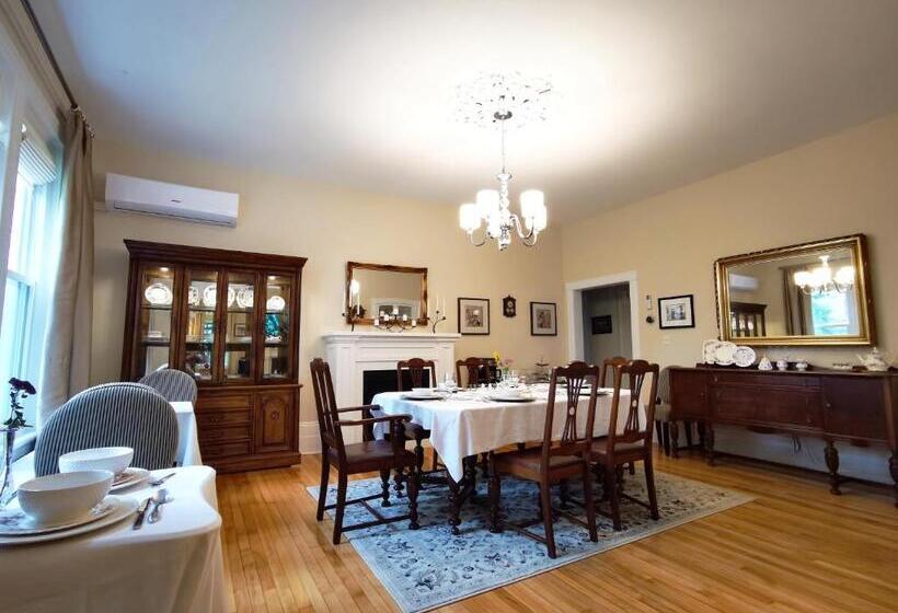 민박 No 1 Grafton Inn