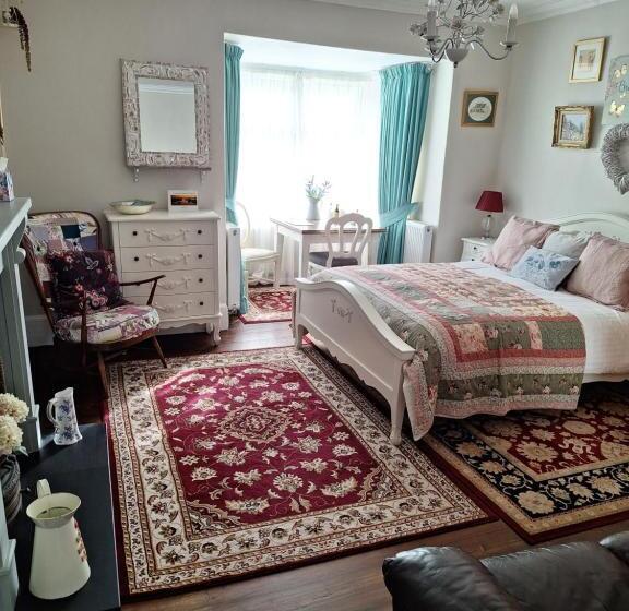 مبيت وإفطار Slate Hall