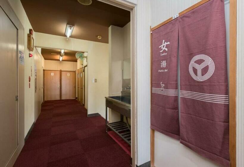 Отель Oyo Ryokan Hamanako No Yado Kosai  Vacation Stay 38804v