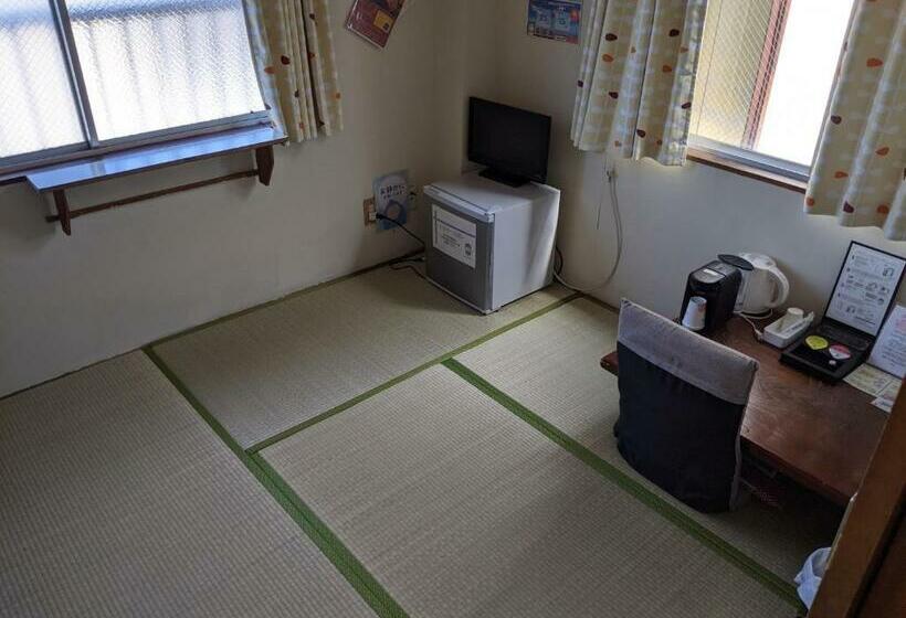 Отель Oyo Ryokan Hamanako No Yado Kosai  Vacation Stay 38804v