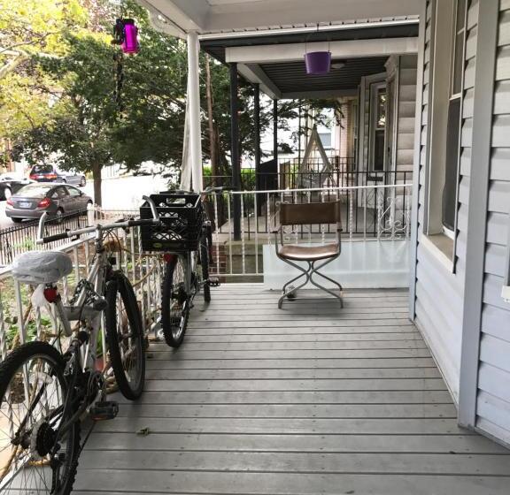 پانسیون Classical American House 3