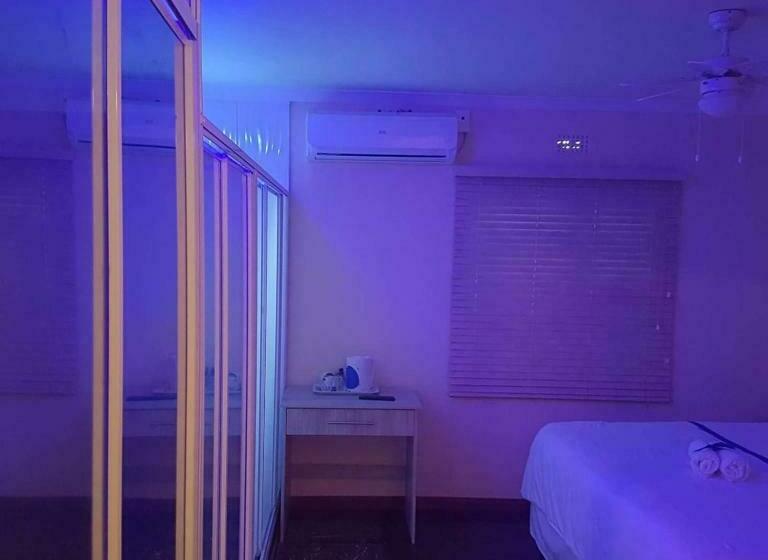 פנסיון Khaya B&b