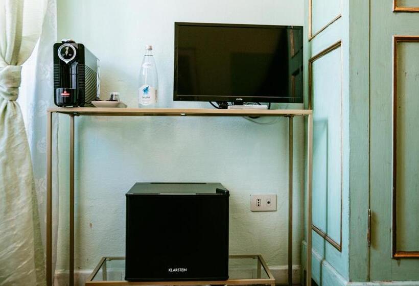 پانسیون La Foresteria Di Palazzo Picedi Benettini