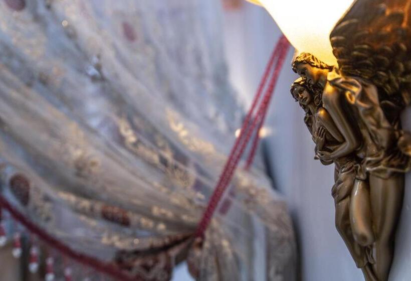 ペンション Studio Romantique Maison De L église Du Couvent