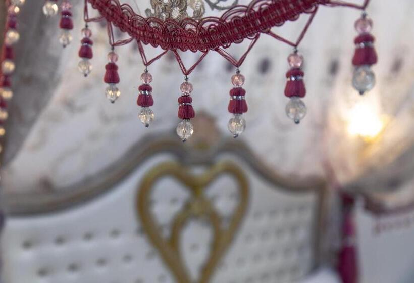 ペンション Studio Romantique Maison De L église Du Couvent