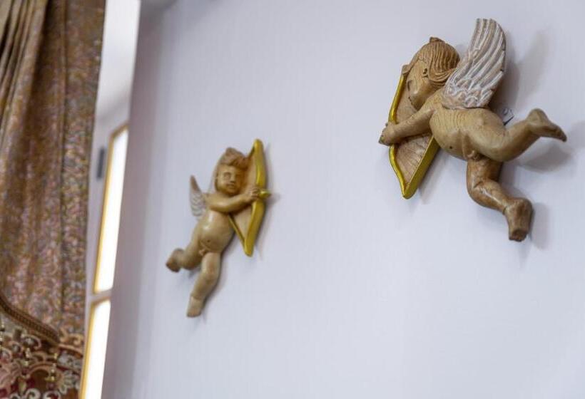 ペンション Studio Romantique Maison De L église Du Couvent