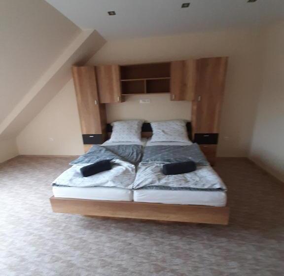 ペンション Vándor Vendégház