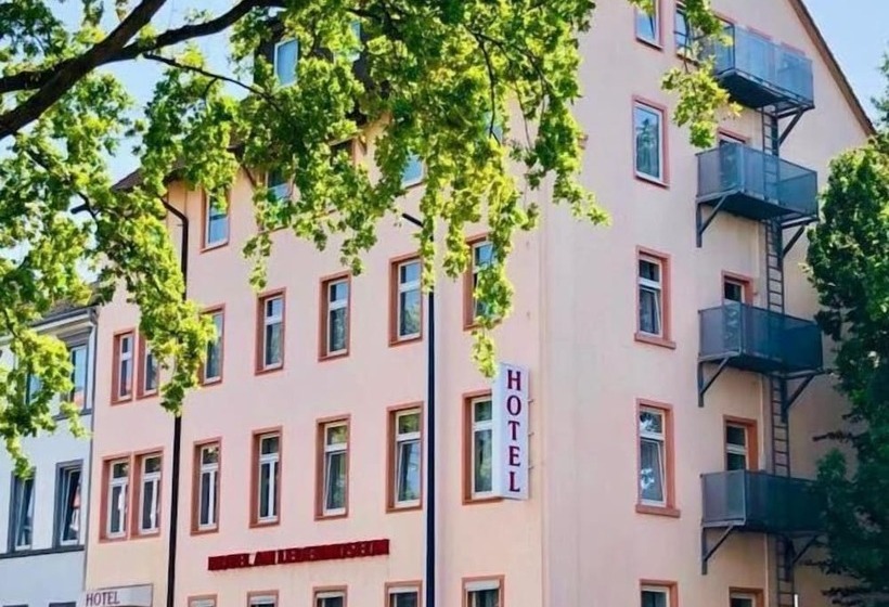 צימר Am Ledermuseum