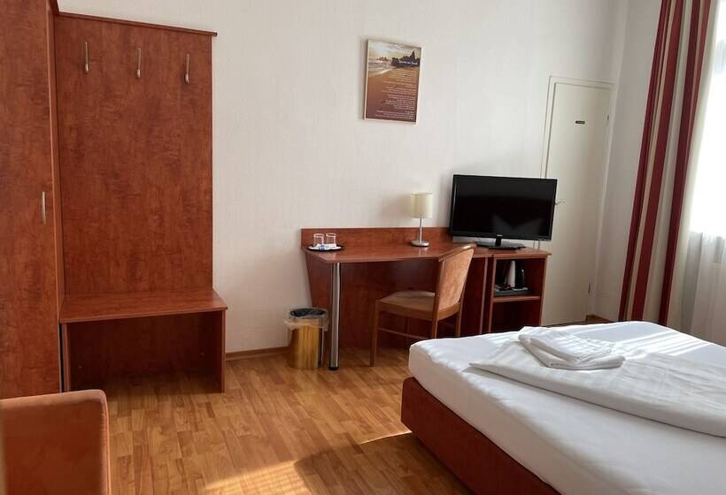 צימר Am Ledermuseum