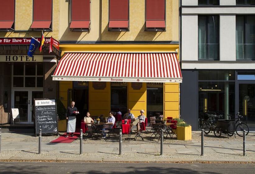 تختخواب و صبحانه Kastanienhof