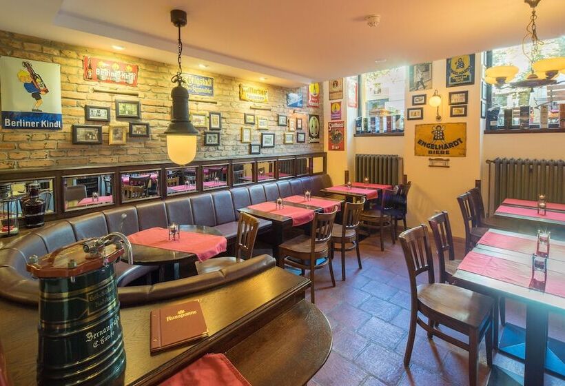 تختخواب و صبحانه Kastanienhof