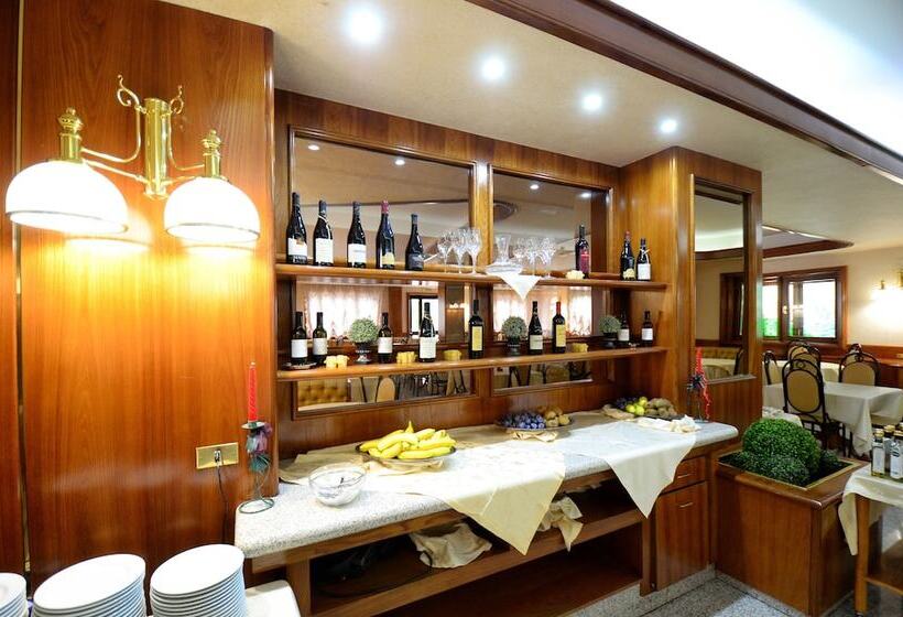 Grand Hotel Delle Rocche